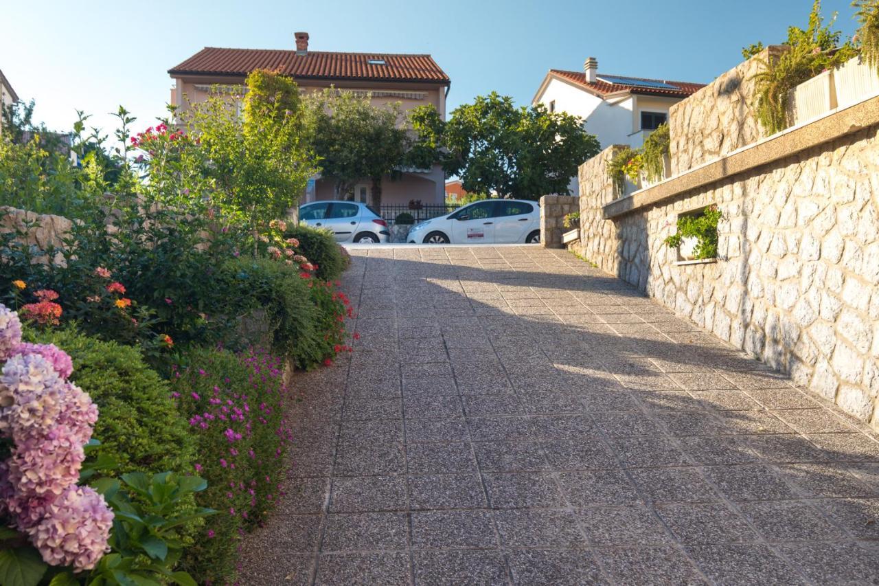 Apartmani Paradiso Krk Town Extérieur photo