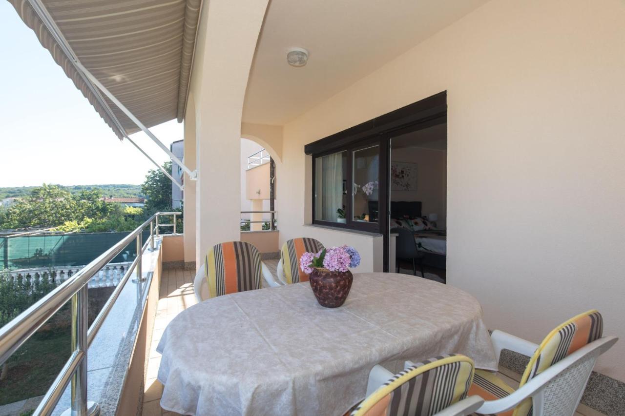 Apartmani Paradiso Krk Town Extérieur photo