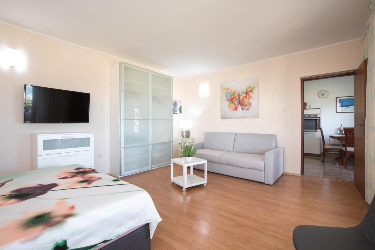 Apartmani Paradiso Krk Town Extérieur photo